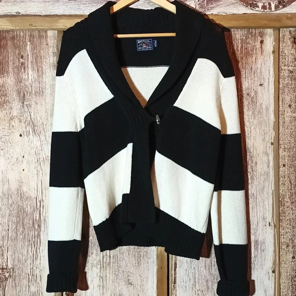 American living cozy wrap v-neck sweater roll collar button crossover closure L - Picture 4 of 16